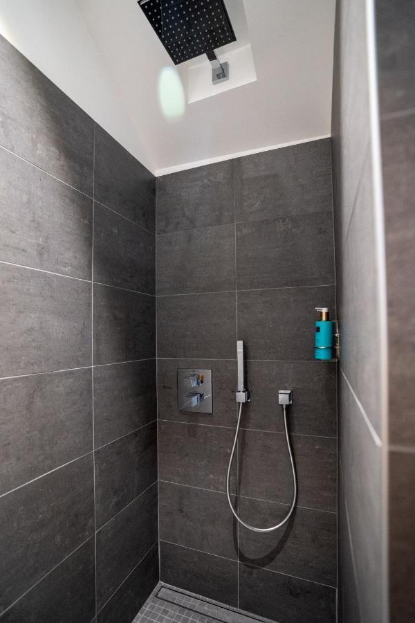 Krafft, Centre Ville, Climatise, Baignoire Double - La Cle Des Sacres Reims Exteriör bild